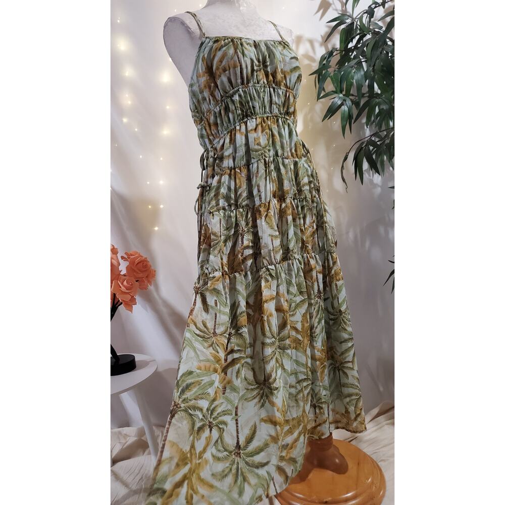 Moon River NWT Tropical Palm Tree Tiered Jungle Midi Dress Size M Hawaiian - Picture 2 of 16